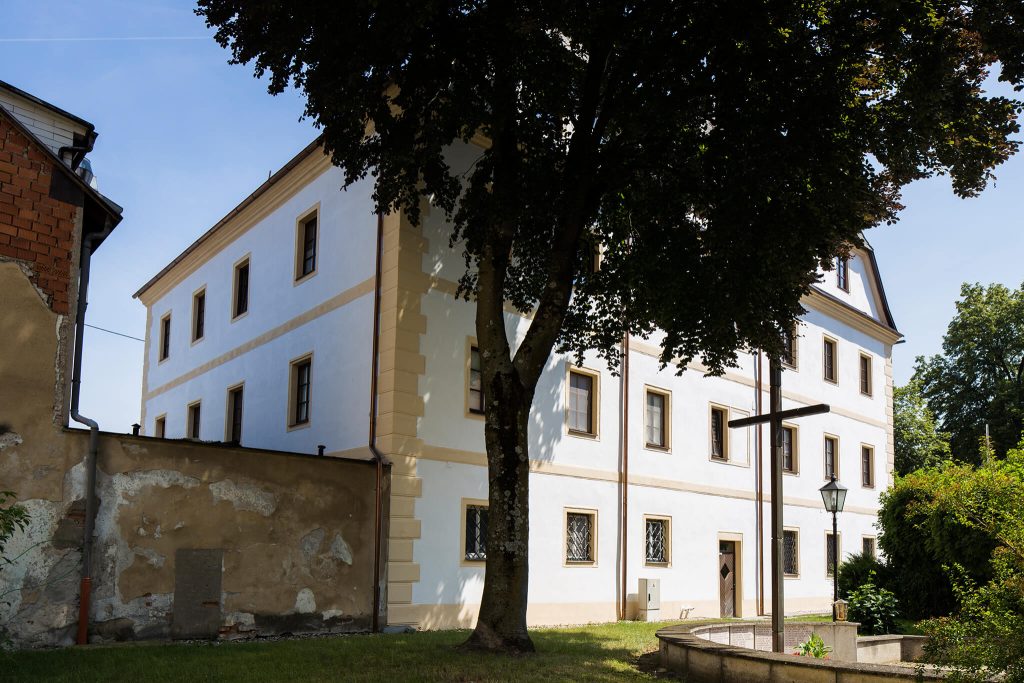 SüdWestansicht 2 Garsten Südwestansicht Sommer